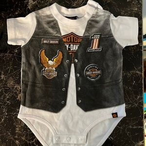 BABYS ONSIE! Worn one time!!